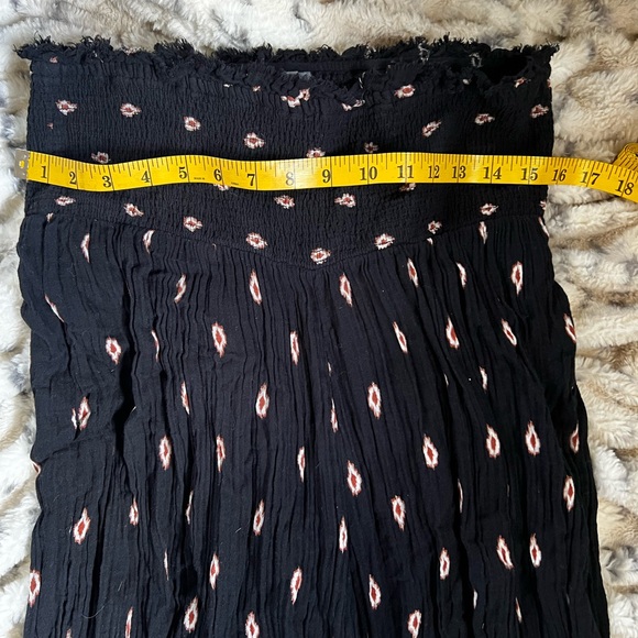 Anthropologie Black and Silver Apparel - Picture 8 of 8